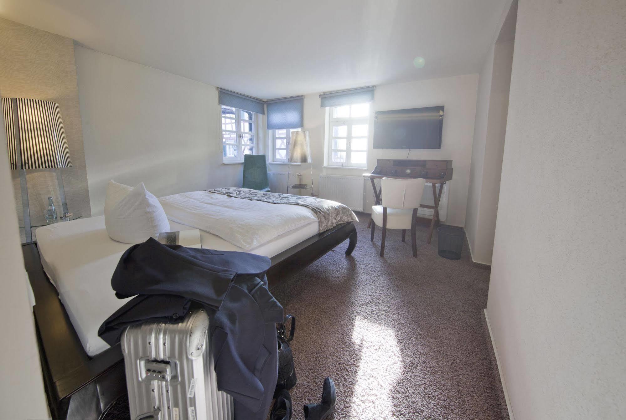 Boutique Hotel Pfauen Schorndorf  Eksteriør billede